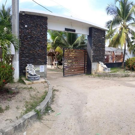 Covenas Playas Tropicales Hotel Exterior photo